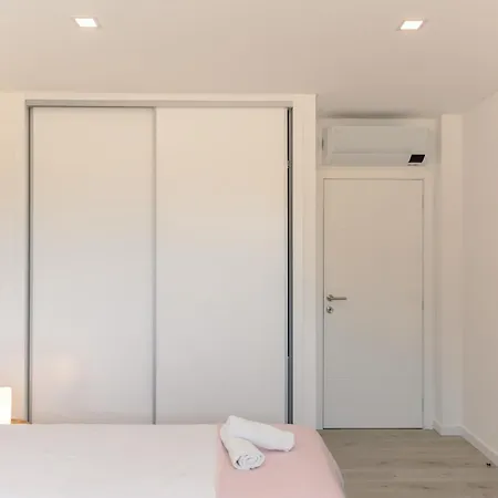 Marlin House Vi Nyaraló Ferrel